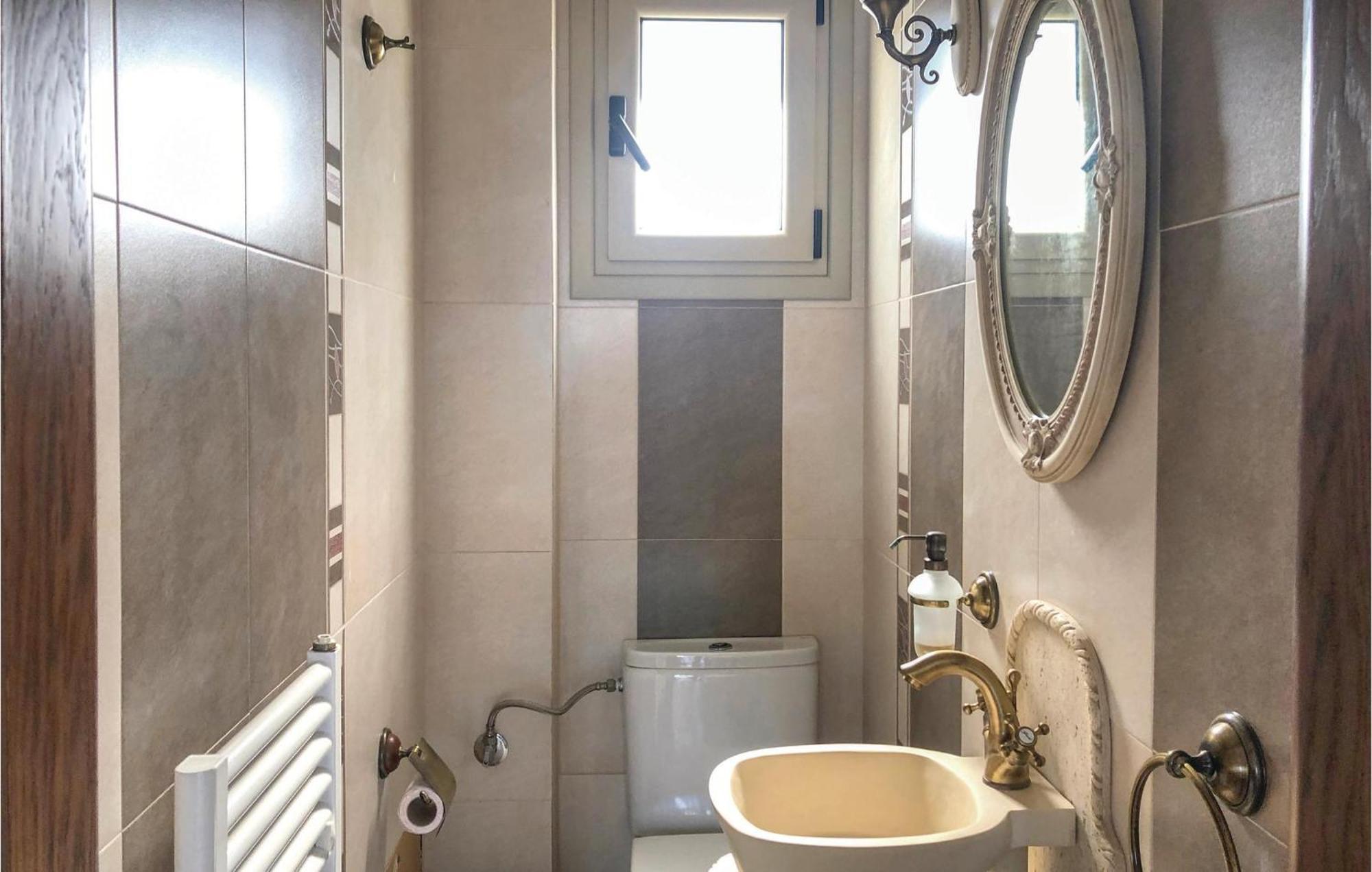 Amazing Home In Koroni With Wifi Extérieur photo