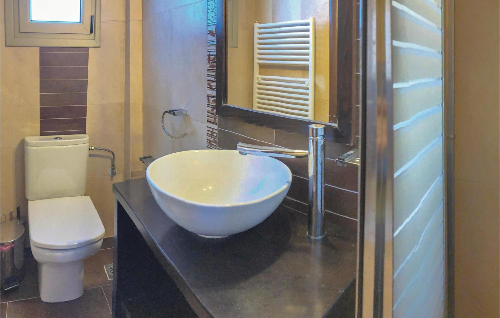 Amazing Home In Koroni With Wifi Extérieur photo
