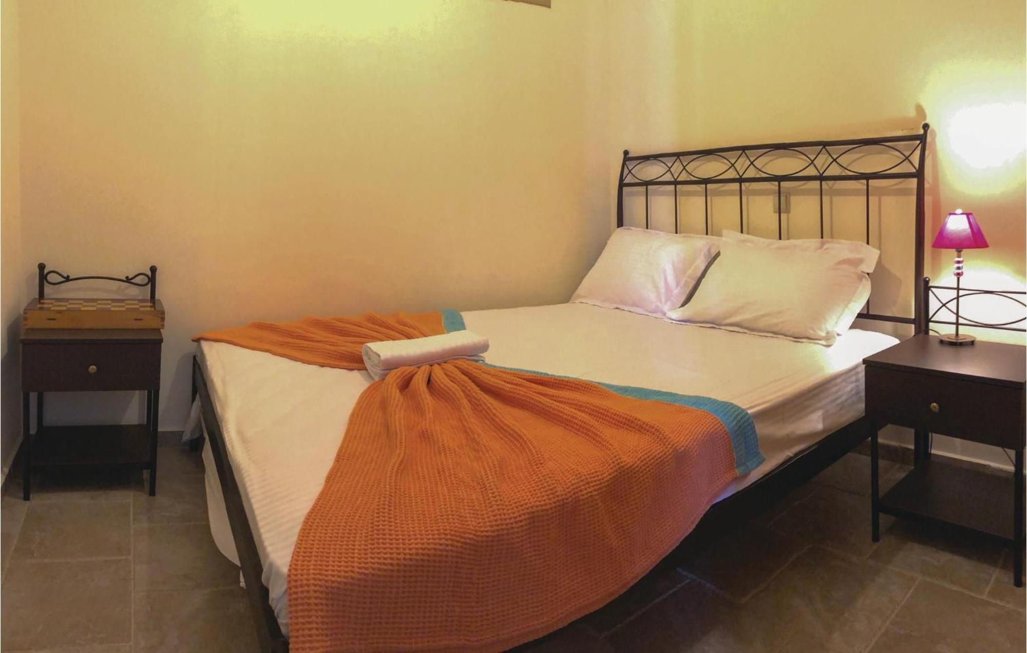 Amazing Home In Koroni With Wifi Extérieur photo