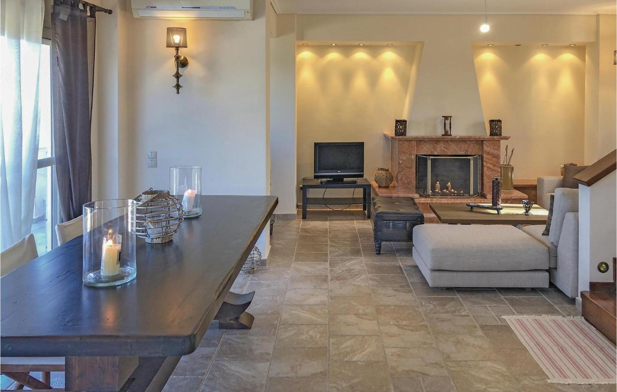 Amazing Home In Koroni With Wifi Extérieur photo