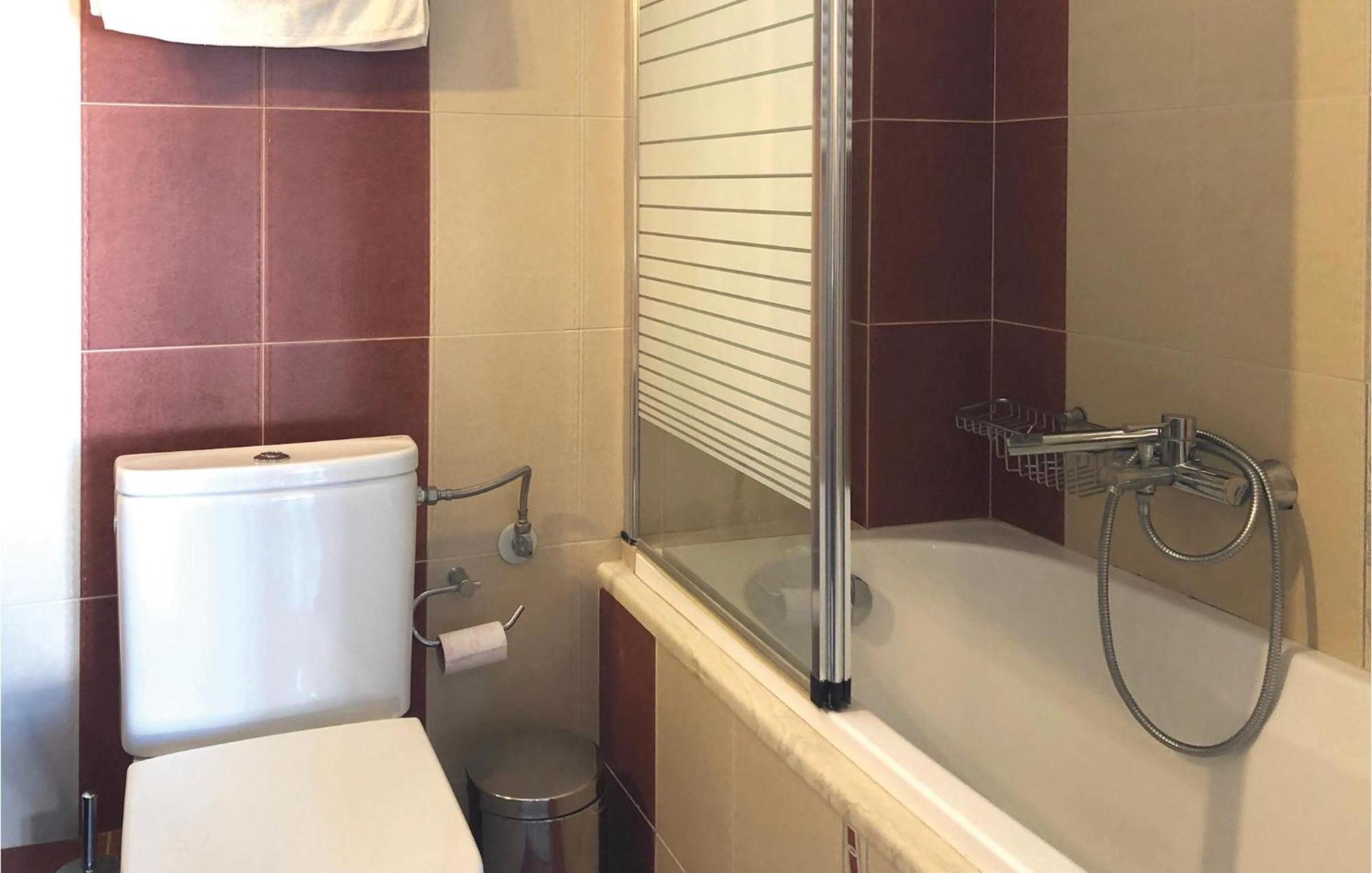 Amazing Home In Koroni With Wifi Extérieur photo