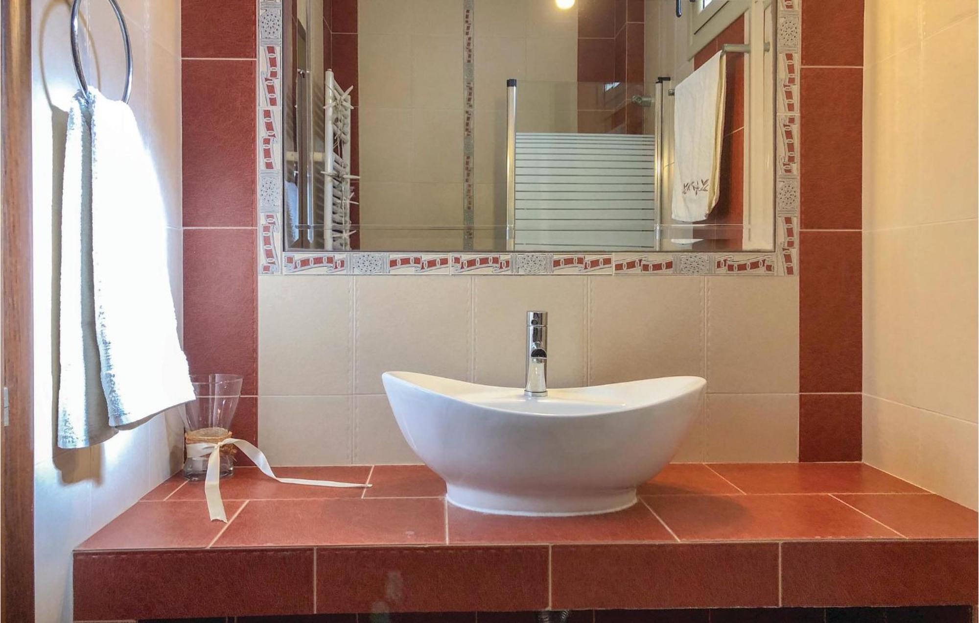 Amazing Home In Koroni With Wifi Extérieur photo