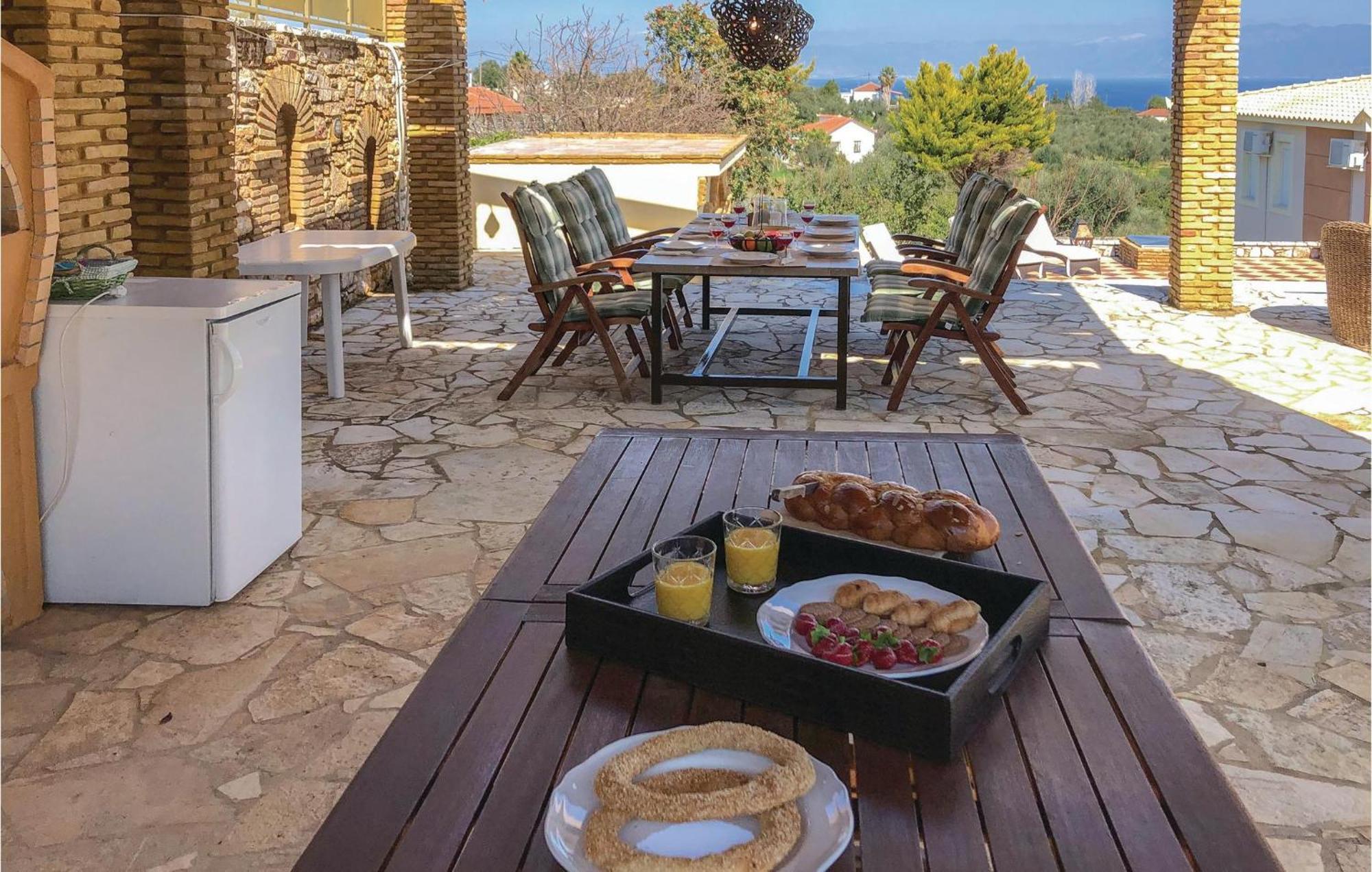Amazing Home In Koroni With Wifi Extérieur photo
